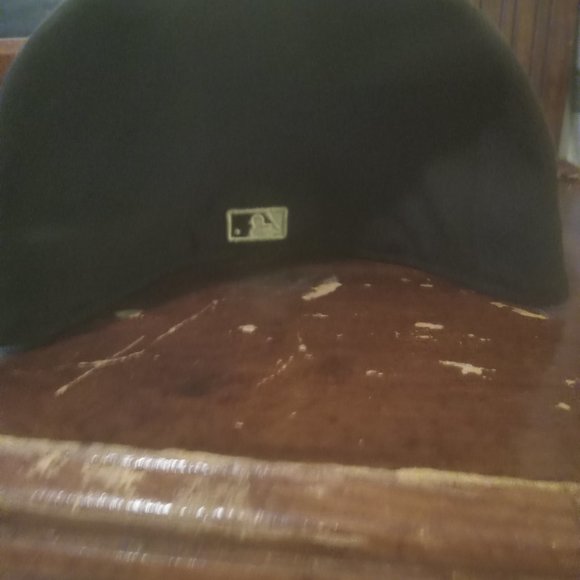 White socks hat - Picture 2 of 2